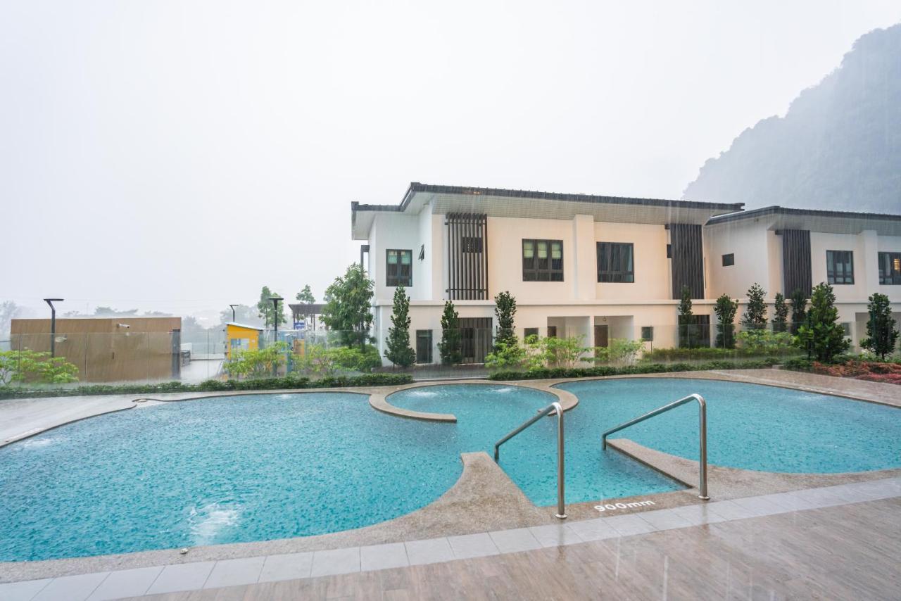 Ipoh Tambun Lost World Sunway Onsen Suites Luna 2R2B 8Paxs Екстериор снимка